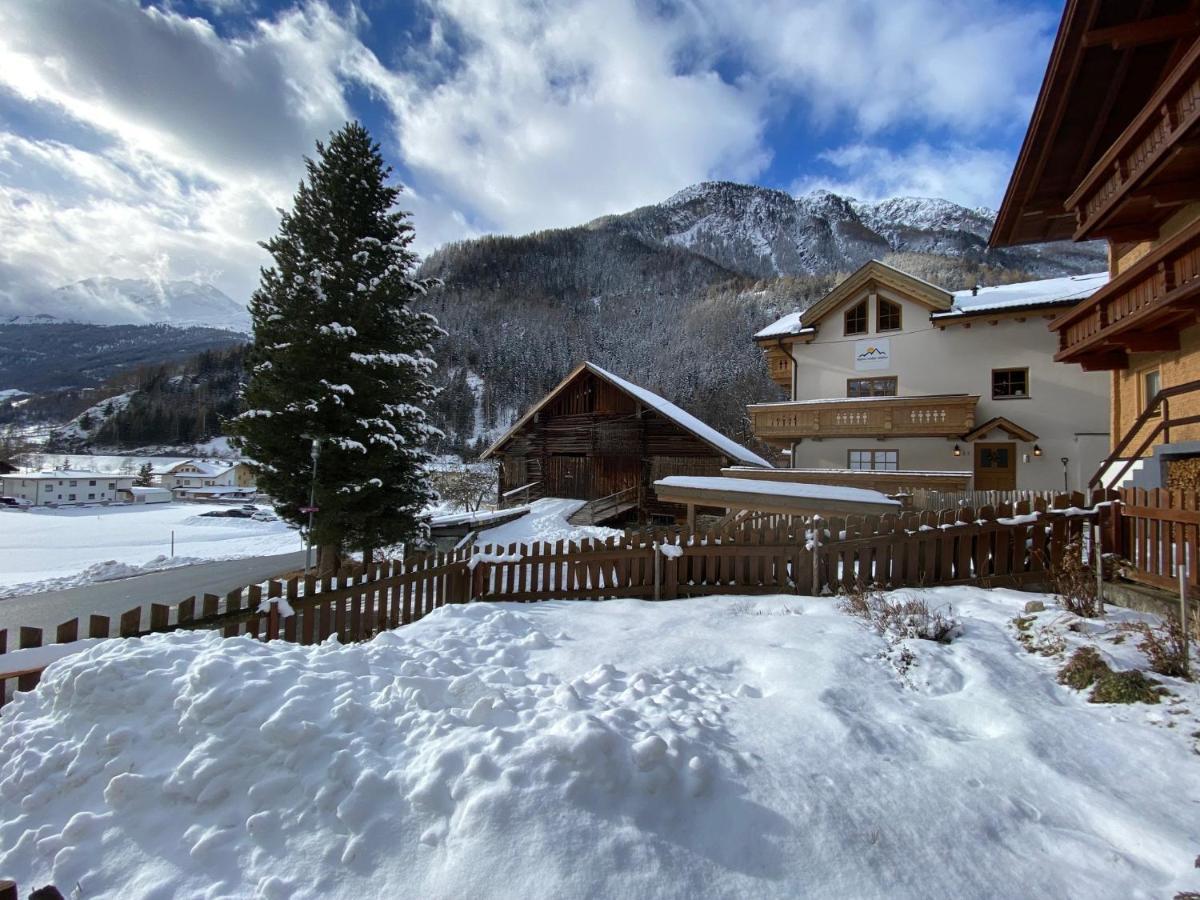 Alpine Lodge Soelden - Chalet & Apart Bagian luar foto